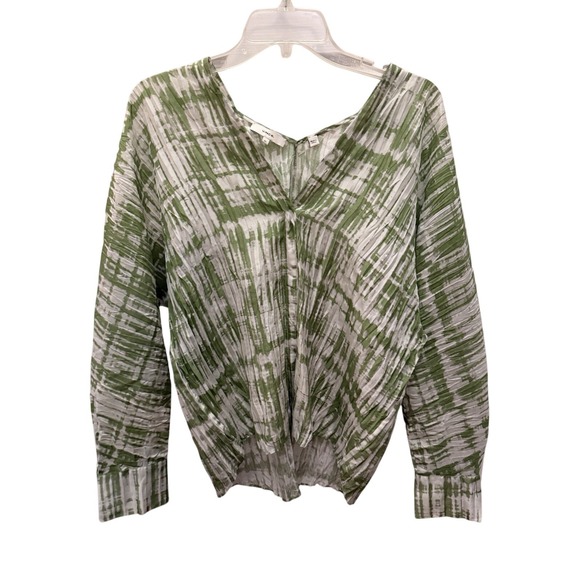 Vince Tops - Vince 100%‎ Silk Crinkle V-Neck Blouse Green White Tie Dye Long Sleeve Top XS